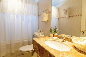 Orly Suites