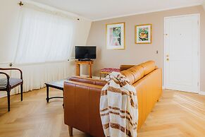 Orly Suites