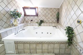 Casa Raffaela by Wonderful Italy