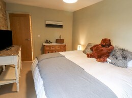 4 Castle Terrace