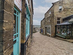 Main Street View
