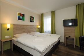 ROCA Restaurant & Hotel