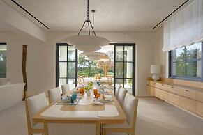 Villa Escondida by Lumina
