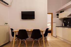 Drakatos Apartment 1B