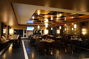 Hiland Hotel