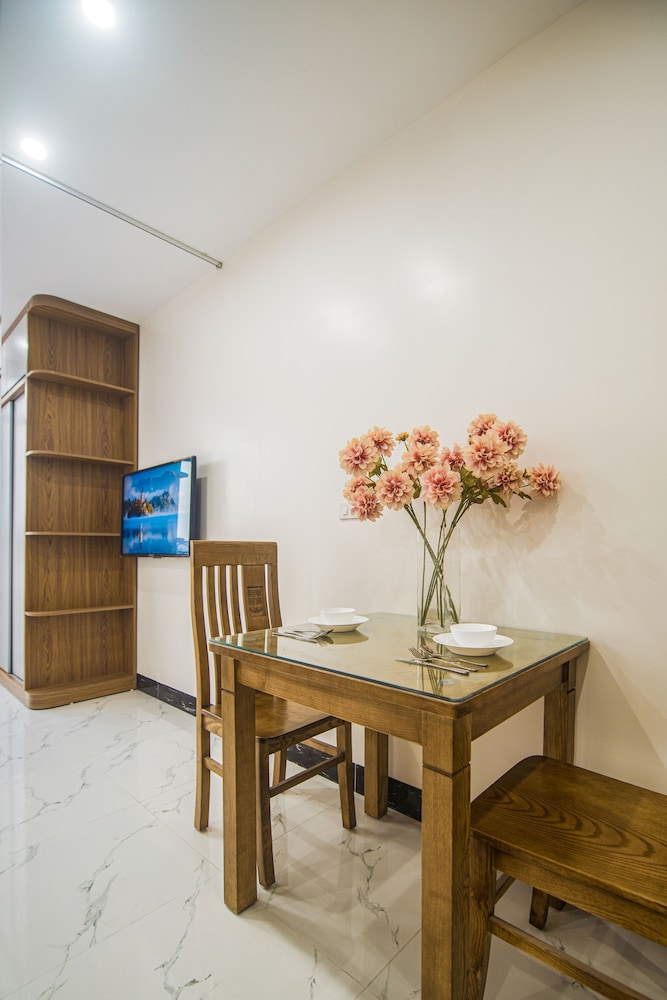 Confetti Apartment