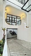 Confetti Apartment