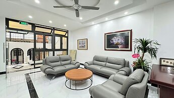 Confetti Apartment