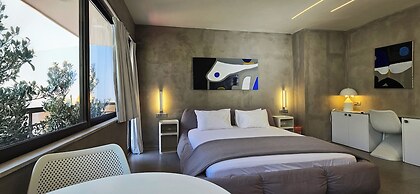 99 Adrianou Luxury Urban Stay