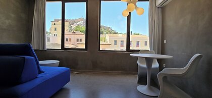 99 Adrianou Luxury Urban Stay