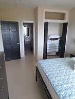 Seaview Paradise - Sleeps 3 - Pool - Parking