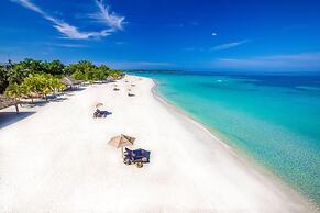 Seaview Paradise - Sleeps 3 - Pool - Parking