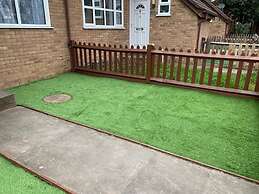 Beautiful 4-bed House in Erith