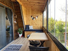İnce Bungalov
