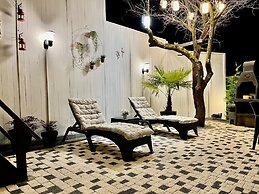 İnce Bungalov
