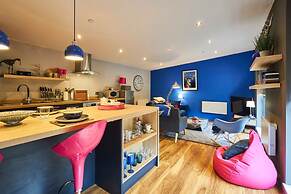 Host Stay Ocean Blue Lodge