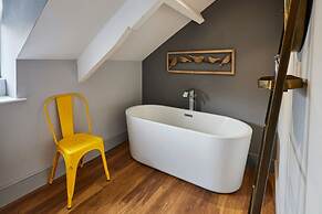 Host Stay Ochre Yellow