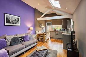 Host Stay Majestic Purple