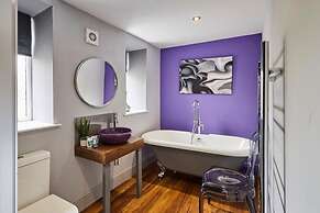 Host Stay Majestic Purple