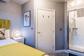 Host Apartments The Pilgrim Coach House