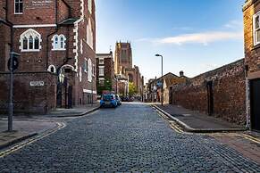 Host Apartments The Pilgrim Coach House