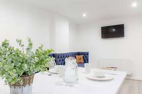 Host Apartments Fleet Nightlife III