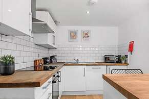 Host Stay The Cavern Quarter Loft