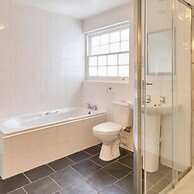 Host Stay New Street