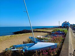 Host Stay Sail Away