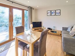 Host Stay Oak Barn