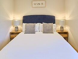 Host Stay Oak Barn