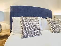 Host Stay Oak Barn