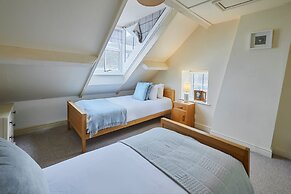 Host Stay Beachside Cottage