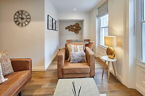Host Stay The Harbour Den