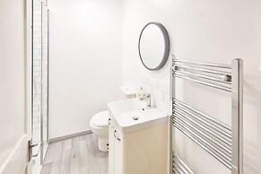 Host Stay Princess Place Townhouse