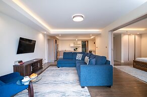 Capital M Apartments by YourHost