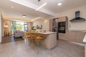 Capital M Apartments by YourHost