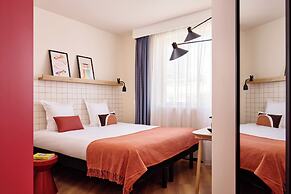 Hife Paris Issy