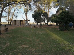 Raapfontein Self-catering & Camping
