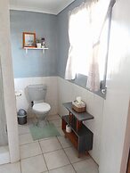 Raapfontein Self-catering & Camping
