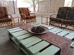 Raapfontein Self-catering & Camping