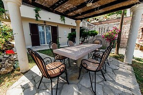 Villa Danigo