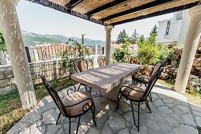 Villa Danigo