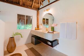 Azulea Bacalar Hotel & Spa - Lagoon Front
