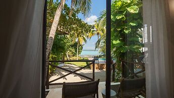 Azulea Bacalar Hotel & Spa - Lagoon Front