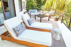 Azulea Bacalar Hotel & Spa - Lagoon Front
