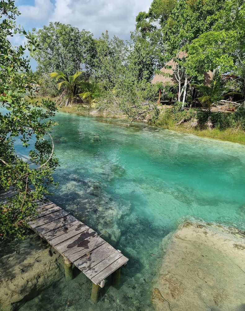 Azulea Bacalar Hotel & Spa - Lagoon Front