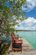 Azulea Bacalar Hotel & Spa - Lagoon Front