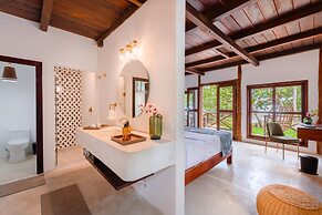 Azulea Bacalar Hotel & Spa - Lagoon Front