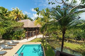 Azulea Bacalar Hotel & Spa - Lagoon Front